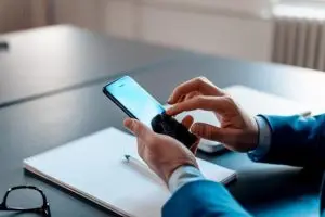 How to Text Tech Candidates and Get Real Responses